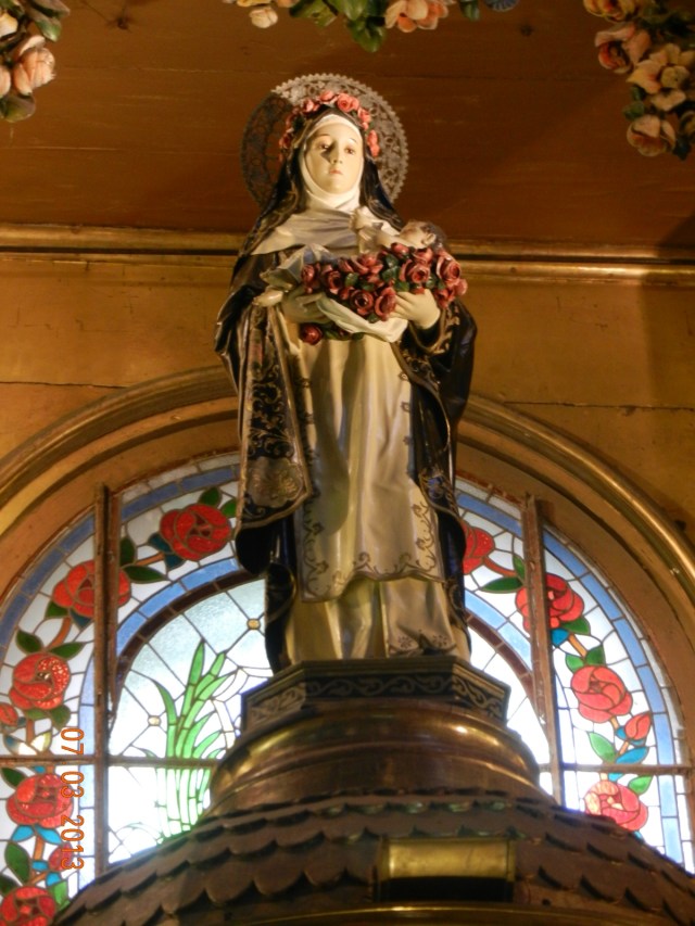 Voici Sainte-Rose-de-Lima et l'église qui abrite son crâne...