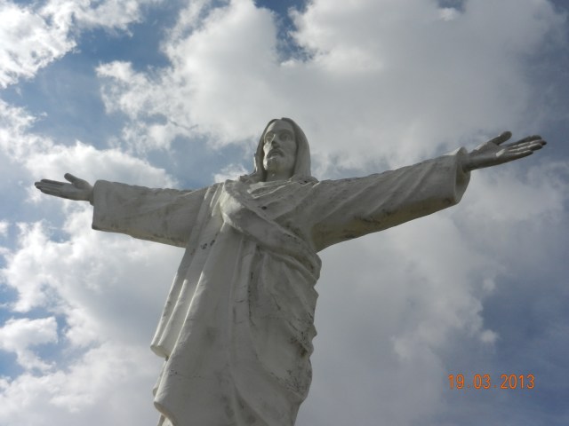 Il est partout, partout, partout... Le Christo Blanco de Cuzco.