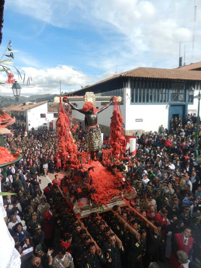 La procession : vraiment fascinant comme événement.