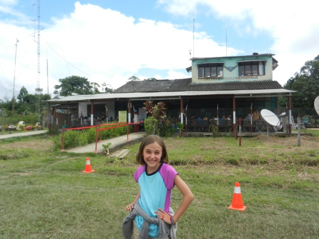 Vue de l'aéroport national... avec la "tour" de contrôle...